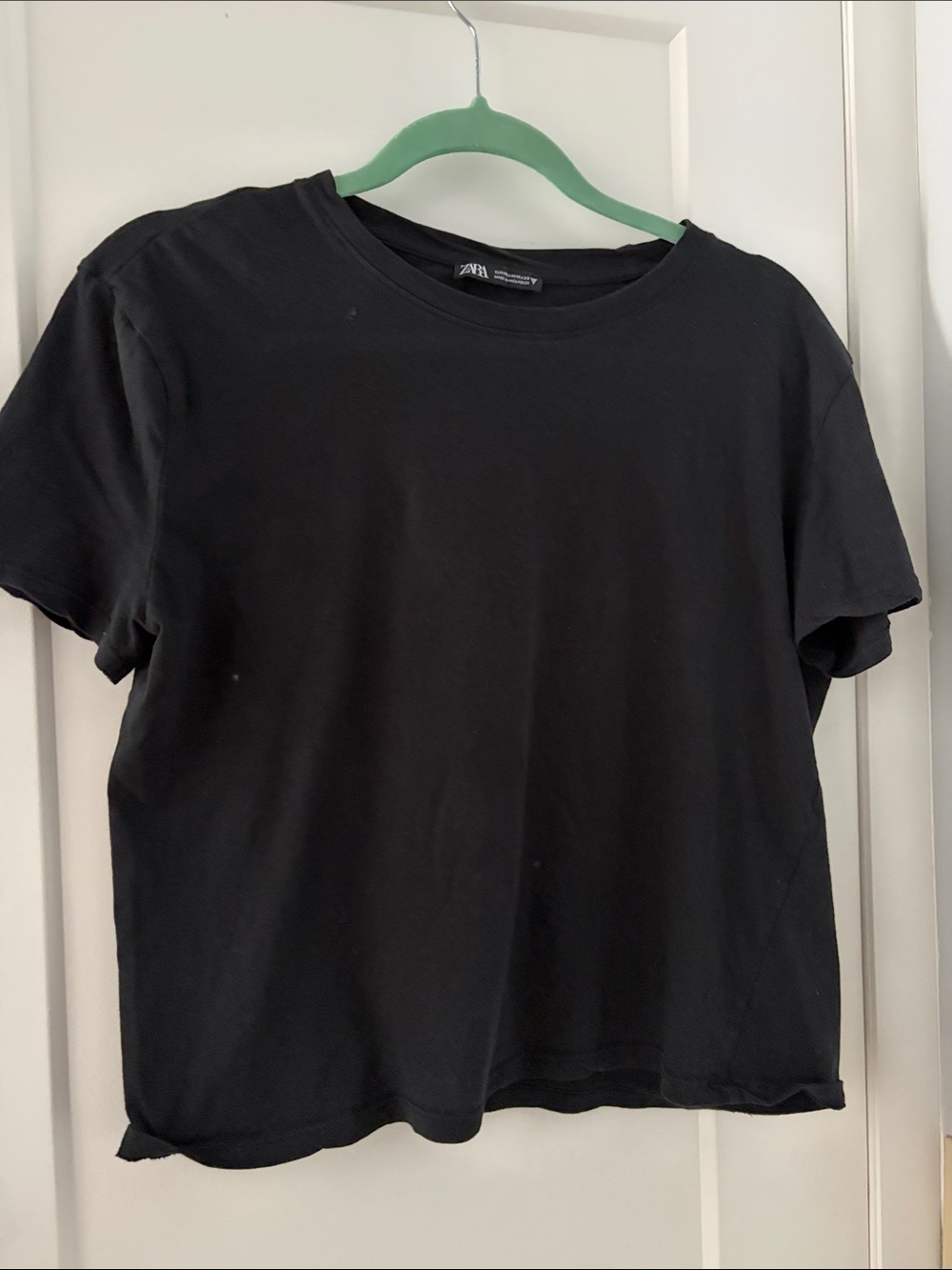 Zara Men’s Black Short Sleeve Crew Neck Tee